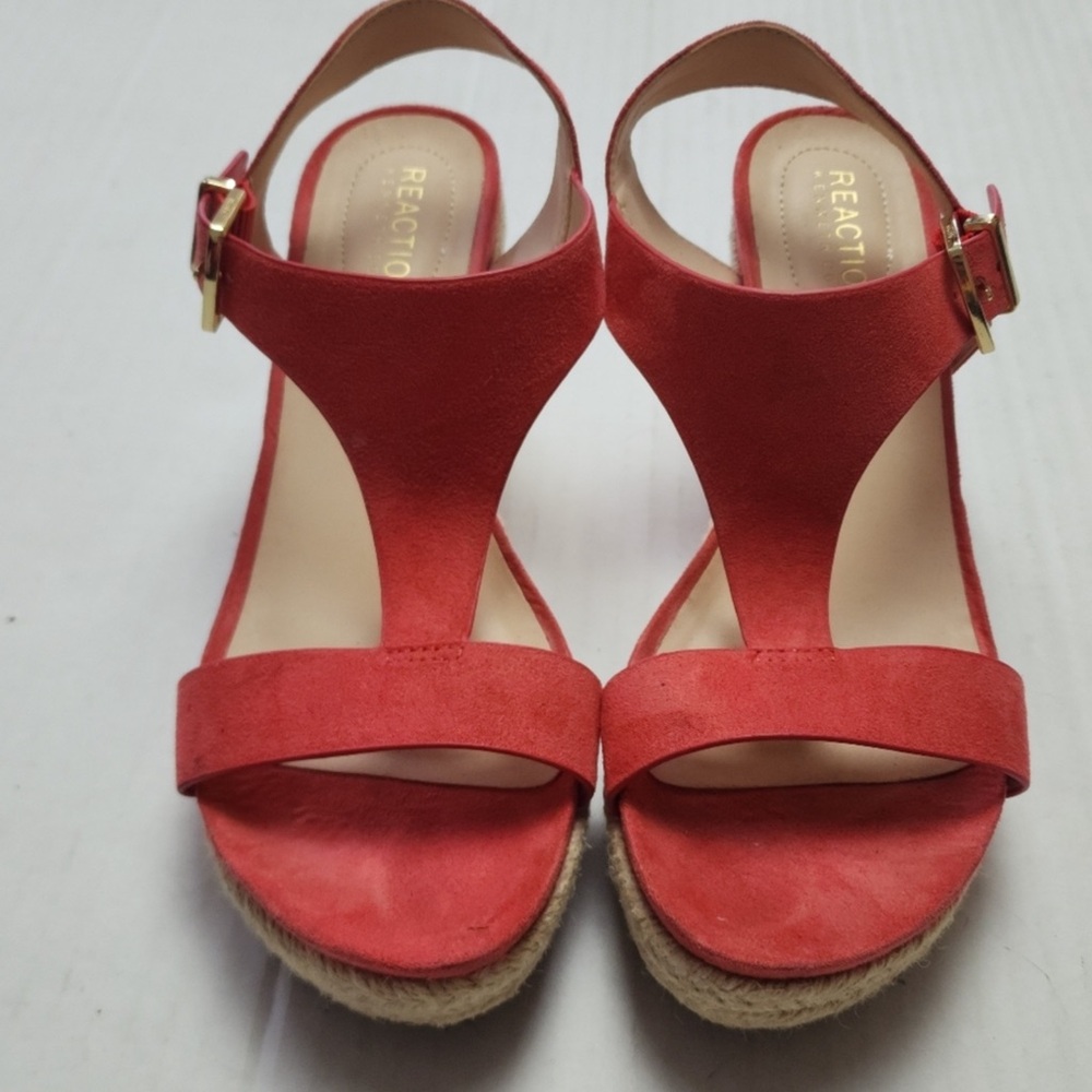 Kenneth Cole Sandals